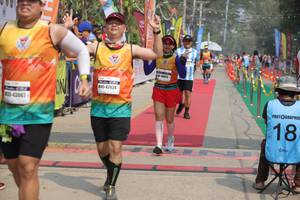 BIB: 42624, 40067
                            <button type="button" onclick="openModal(8244592)" class="btn btn-primary btn-sm float-right btn-popup" data-toggle="modal" data-target=".modal-high-quality">
                        <i class="fas fa-shopping-cart"></i> Add to Cart
                    </button>
                                            <button type="button" onclick="isThisMe(8244592, true)" class="btn btn-success btn-sm float-right btn-popup btn-isme hidden" data-toggle="tooltip" data-placement="bottom" title="นี่คือรูปของคุณใช่ไหม คลิกที่นี่เพื่อเอาเข้าอัลบั้ม">
                        <i class="fas fa-plus"></i> Add to album
                    </button>
                    <button type="button" onclick="isThisMe(8244592, false)" class="btn btn-warning btn-sm float-right btn-popup btn-isnotme hidden">
                        <i class="fas fa-ban"></i> Remove from album
                    </button>